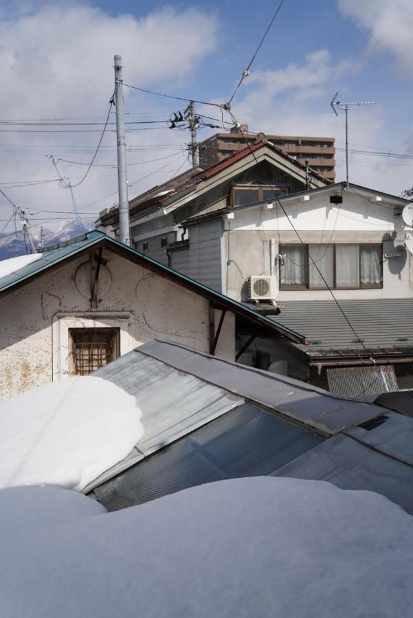 Kakurega Guest House Aizuwakamatsu Extérieur photo